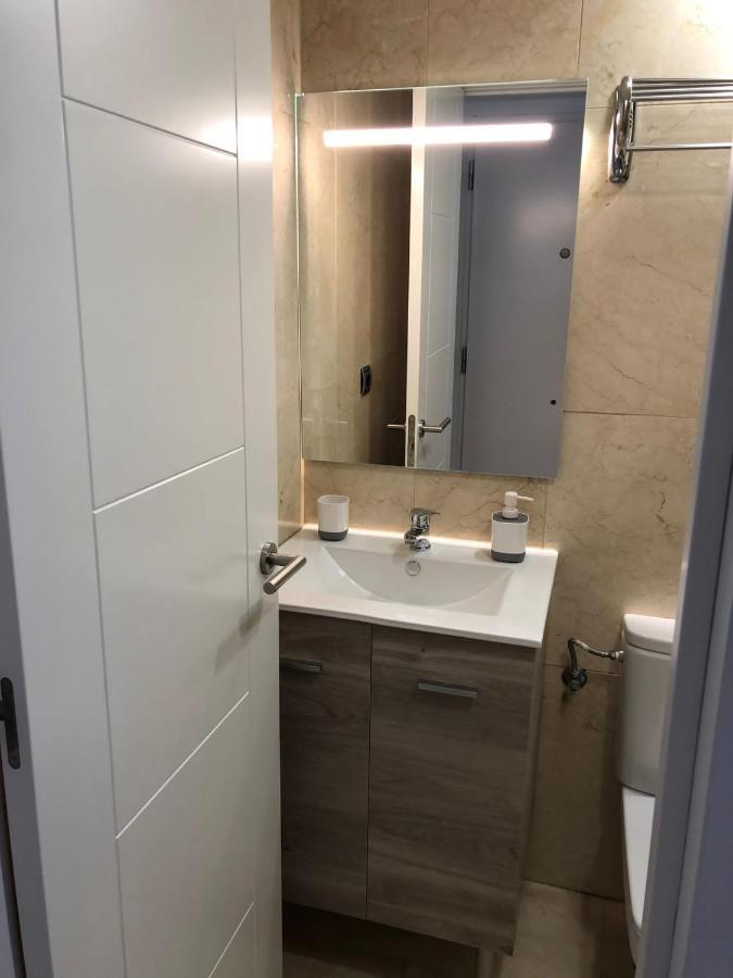 Apartamento Recien Reformado A 300 Metros De La Playa, Benalmadena Apartment Exterior photo